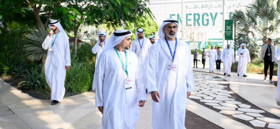 Khaled bin Mohamed bin Zayed comes to see the Green Zone at COP28